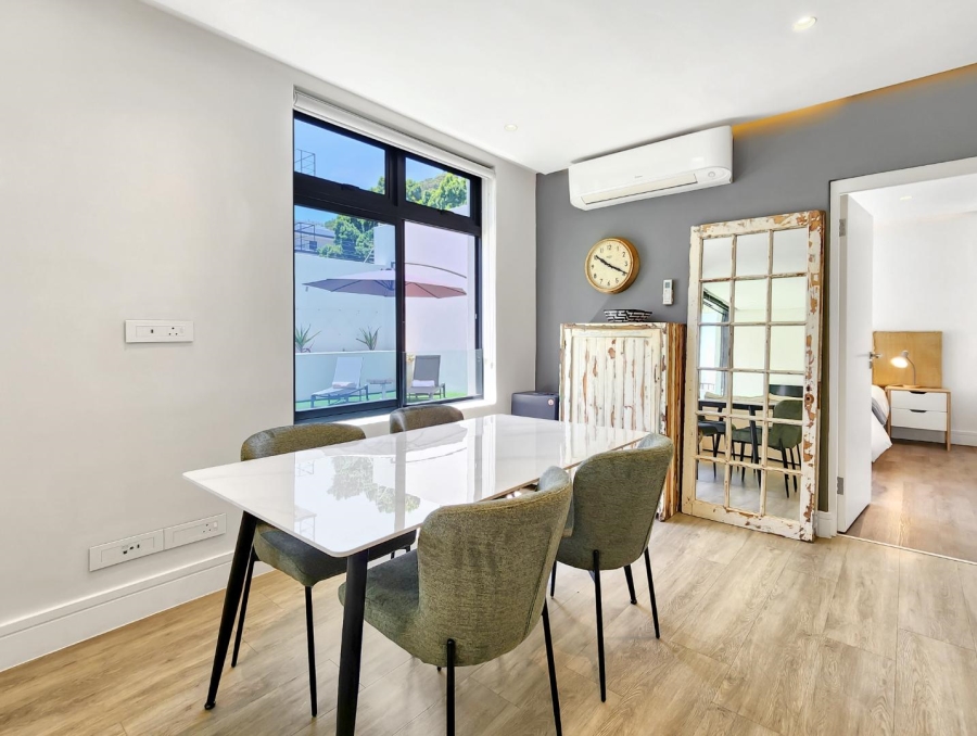 2 Bedroom Property for Sale in Sea Point Western Cape